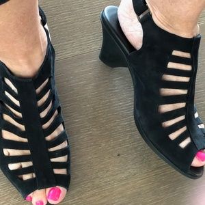 Like new Arche Sandals in Black